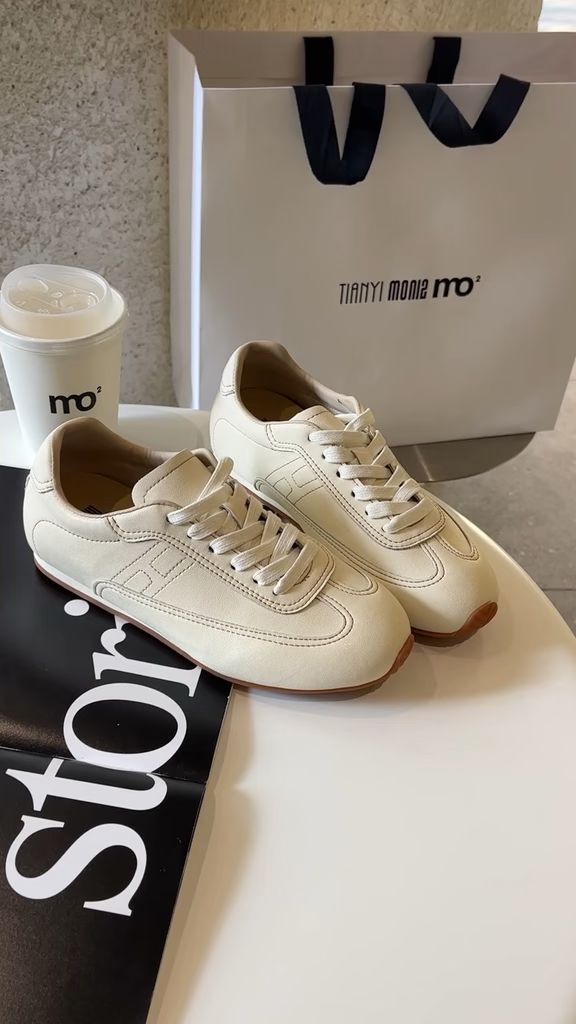 银白 燕麦色 羽毛灰 低帮 系带 皮革  - VALI鞋履AI设计主图