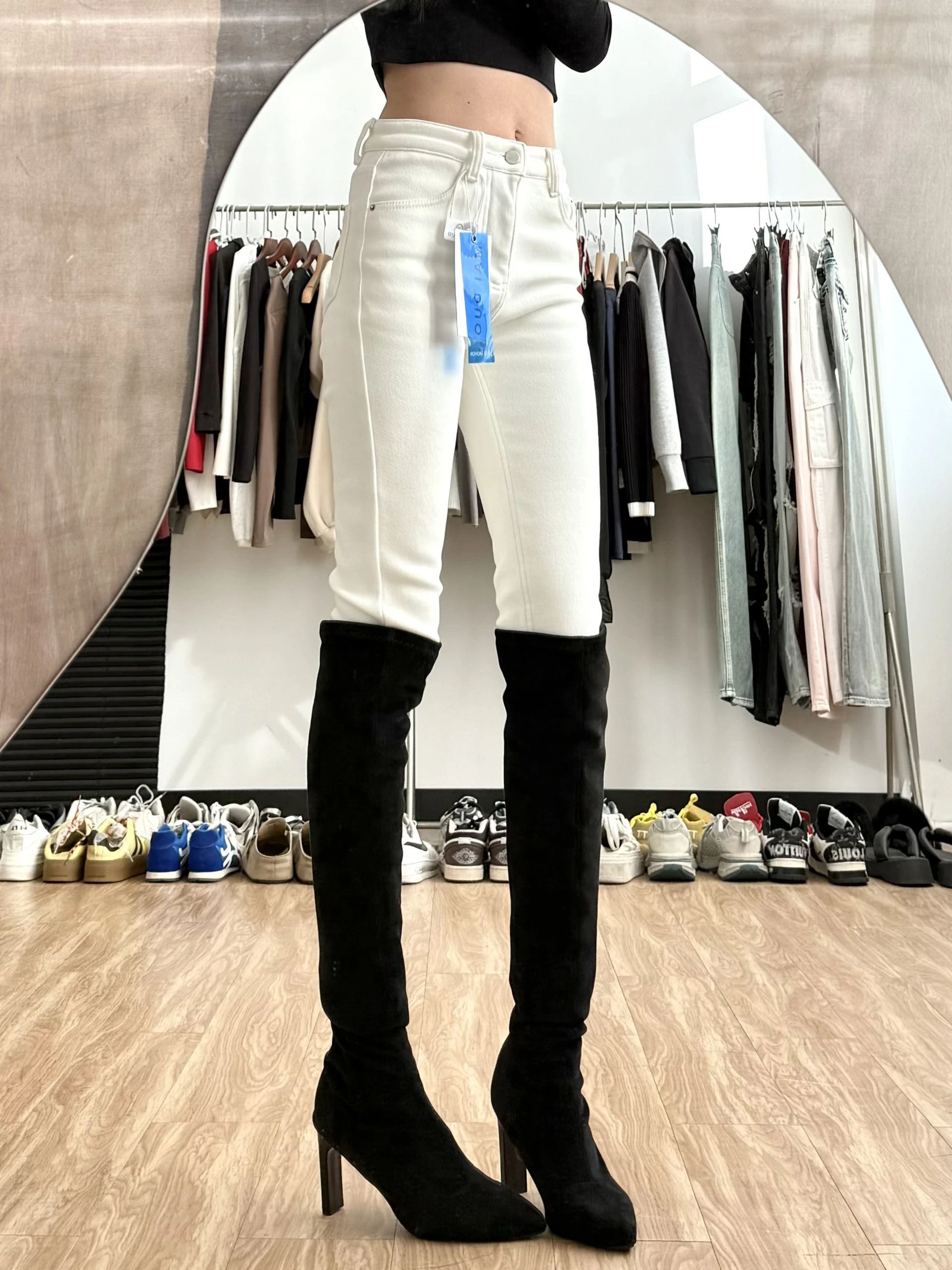 高跟 粗跟 陨石色 咖啡褐色 尖头 皮革  - VALI鞋履AI设计主图