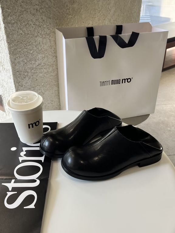 燕尾服 优雅 奇美拉 圆头 皮革 