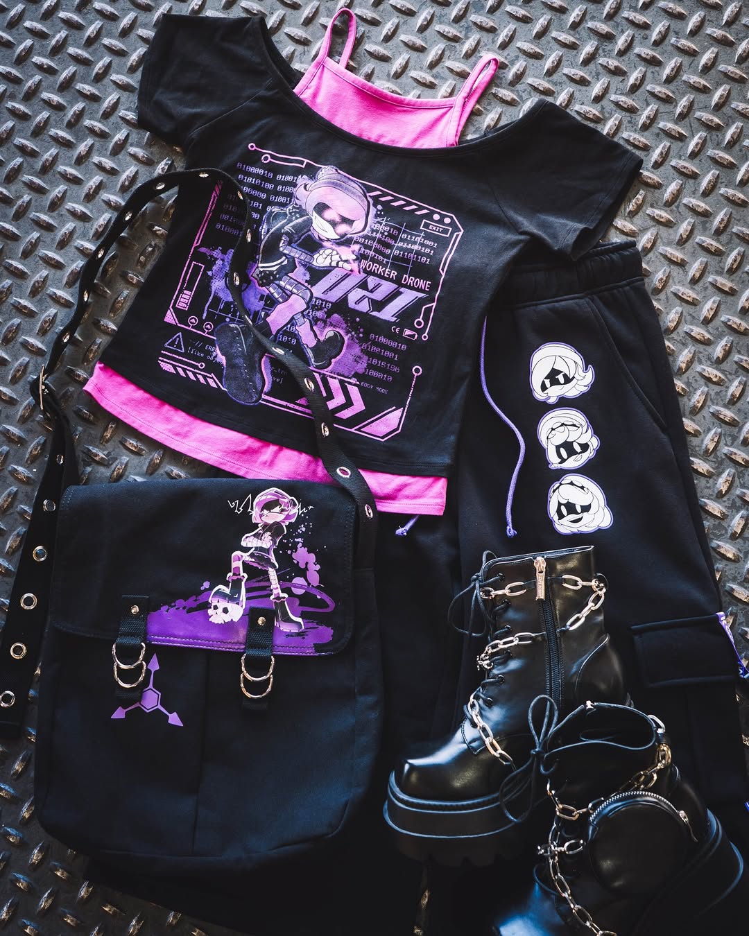 皮革面料 H型 局部印染 拼接 印花 蓝黑色 紫色仙人掌花 蔷薇辉石  - VALI鞋履AI设计主图