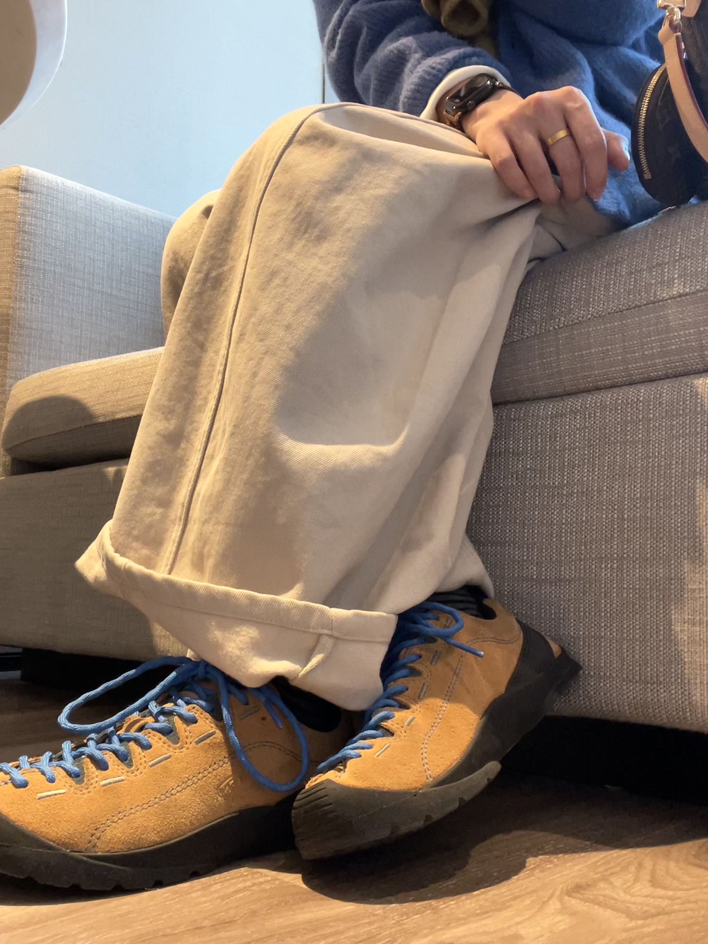 黑玛瑙 咖啡褐色 万寿菊色 低帮 系带 皮革  - VALI鞋履AI设计主图