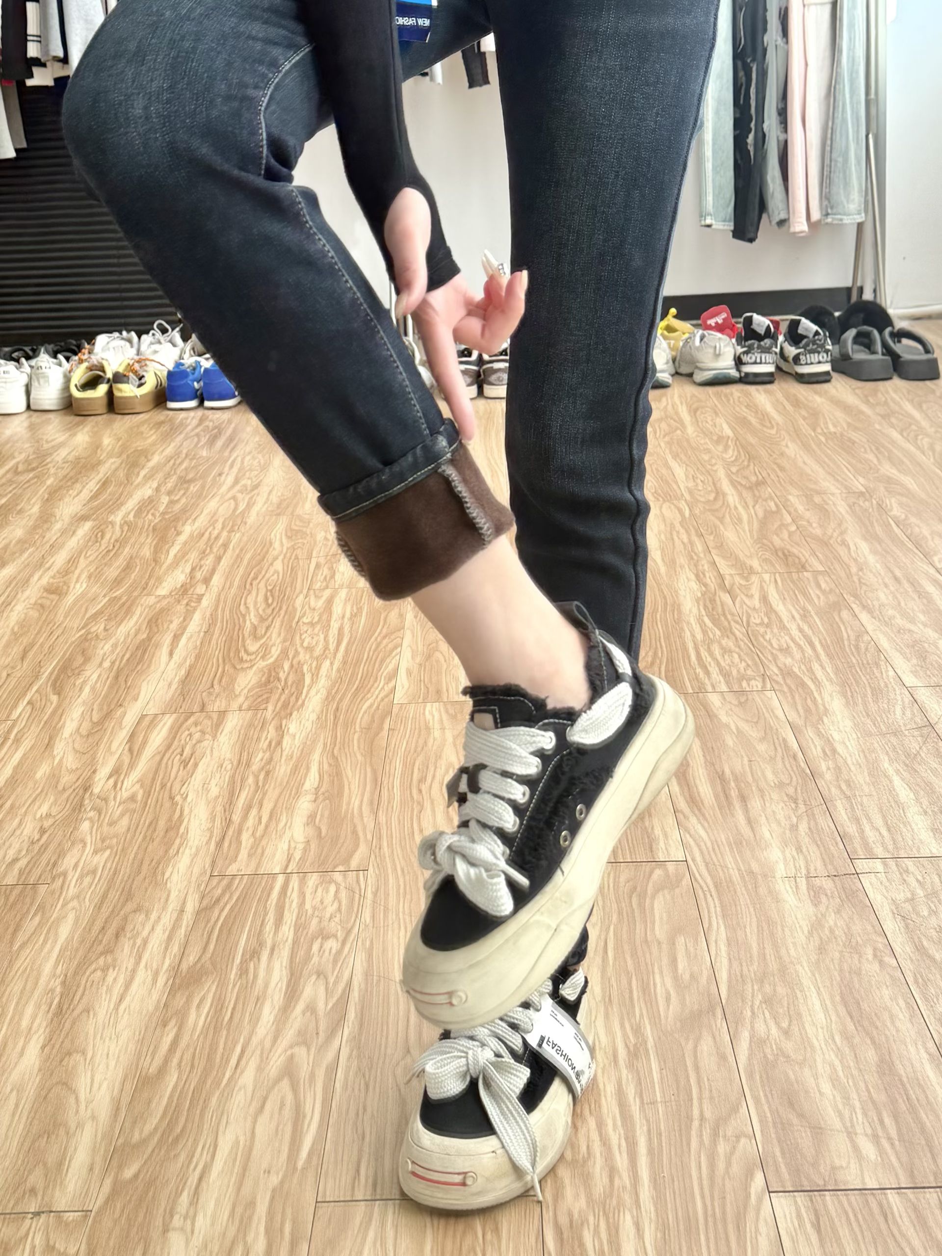 淡浅绿 深洞 玻璃绿 低帮 布面  - VALI鞋履AI设计主图