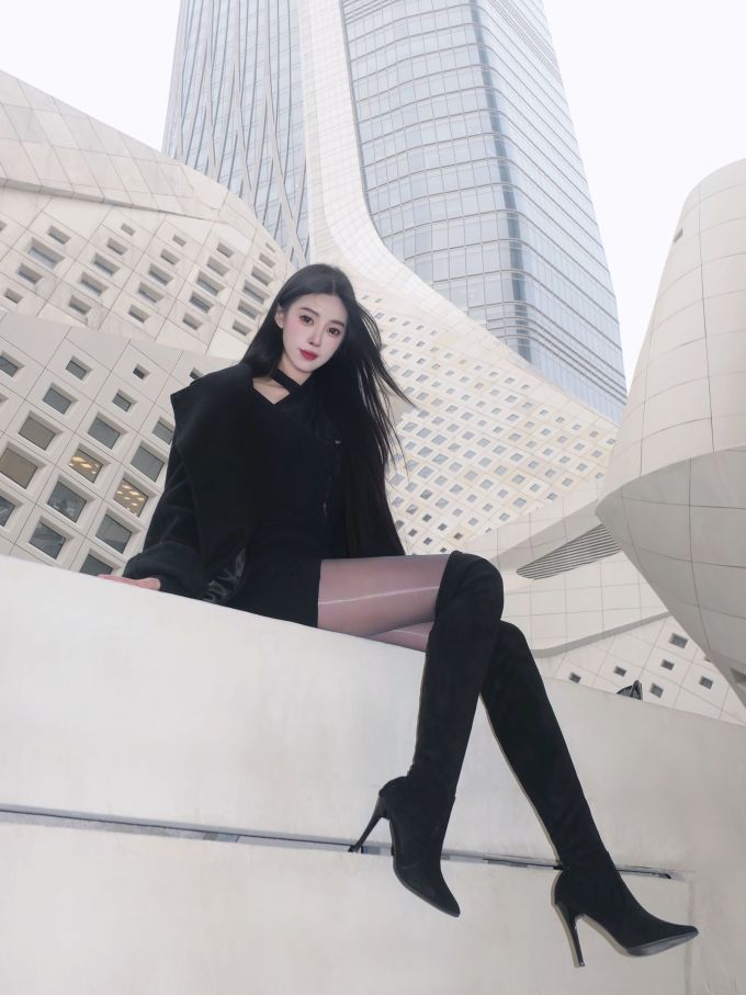 高跟 细跟 燕尾服 尖头 皮革 