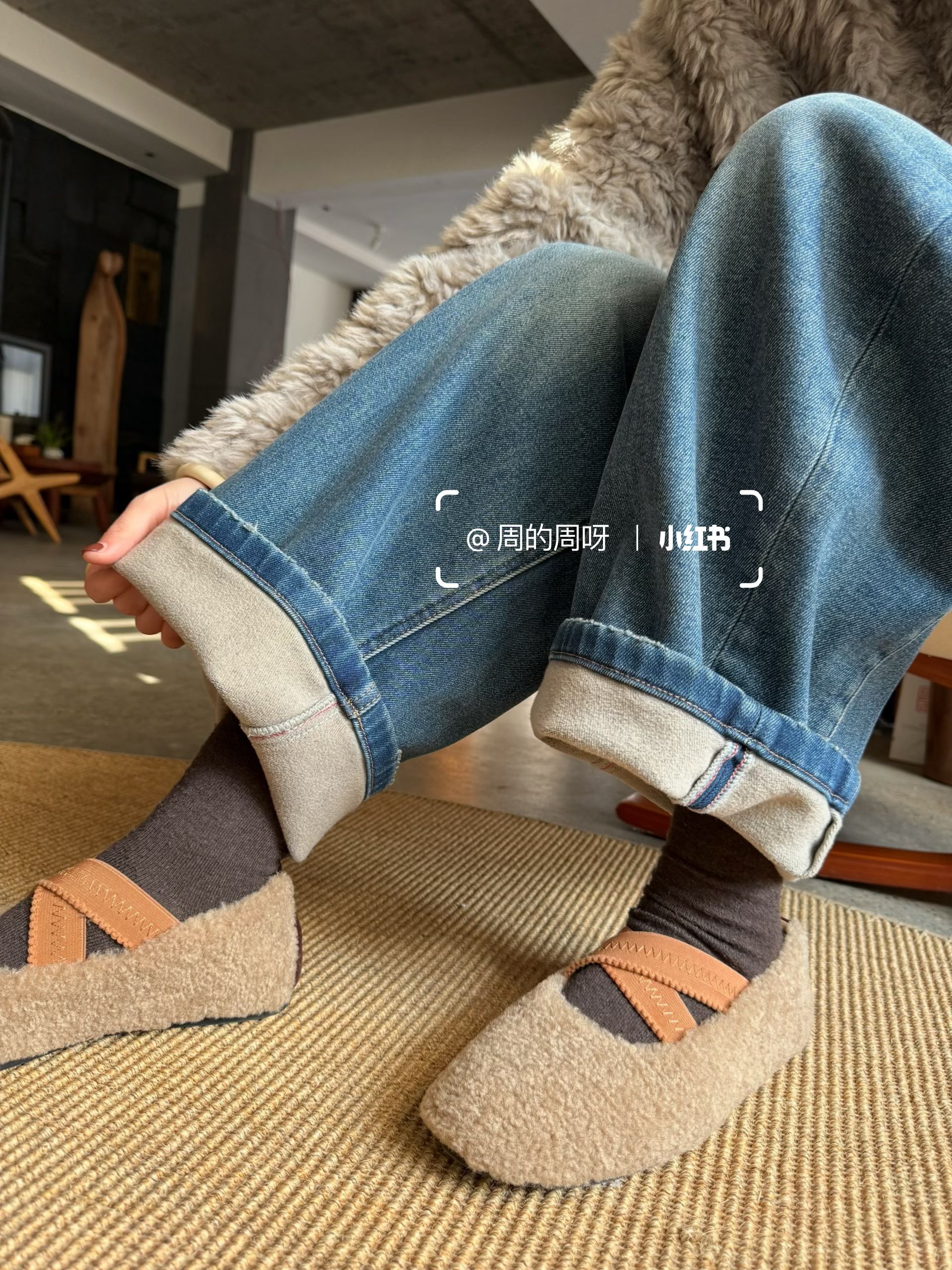 米黄色 拿铁咖啡色 小麦色 绒毛/绒面  - VALI鞋履AI设计主图