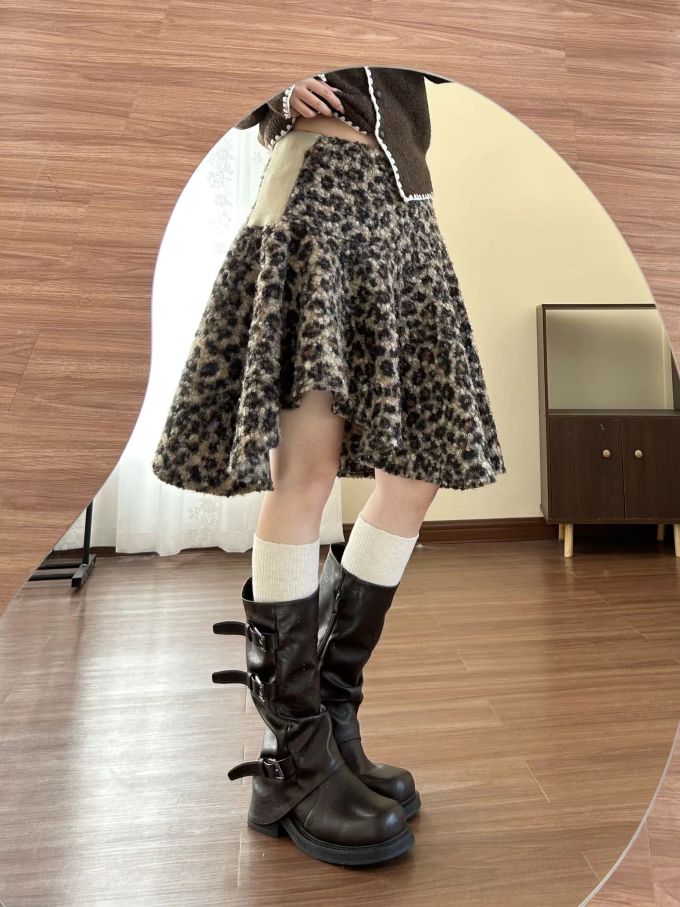 毛纺 A型 满印&循环 印花 陨石色 棕灰色 鳄鱼 