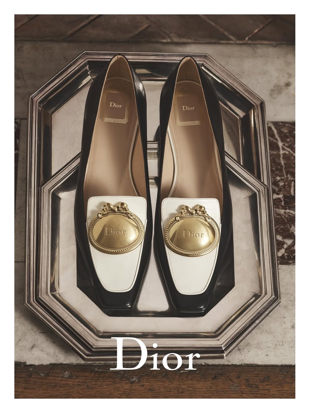 深洞 咖啡褐色 啡网纹 方头 低帮 一脚蹬 深口鞋 皮革  - VALI鞋履AI设计主图