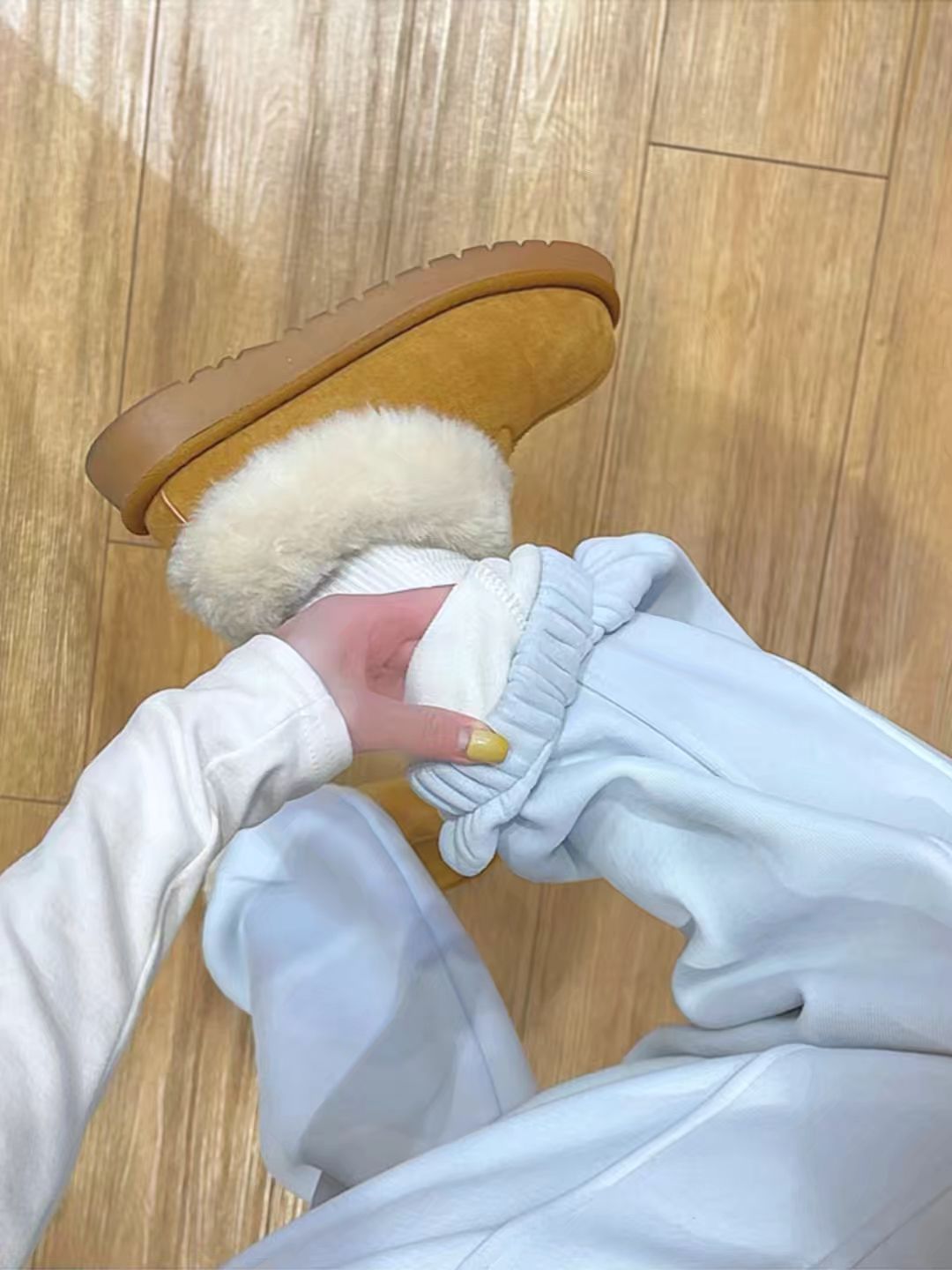 冰咖啡 橄榄酱色 孜然色 圆头 皮革  - VALI鞋履AI设计主图