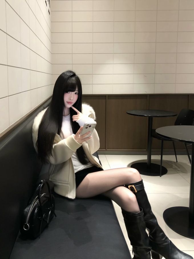 呢绒 H型 基础袖 深洞 雪白 树屋 韩系休闲 休闲 