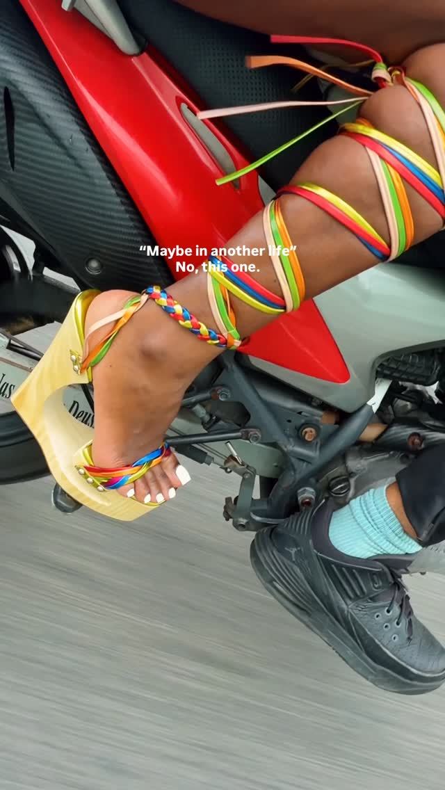 尾气黑 火红 醇黄色 低帮 系带 皮革 