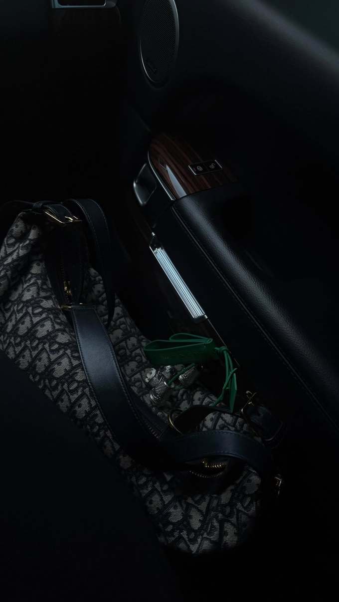 燕尾服 圆头 低帮 