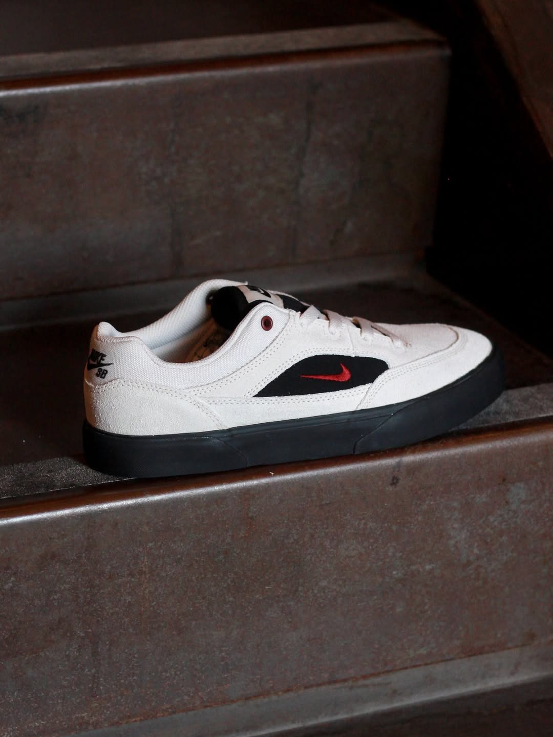 燕尾服 云雾色 古裙衬 低帮 系带 皮革  - VALI鞋履AI设计主图