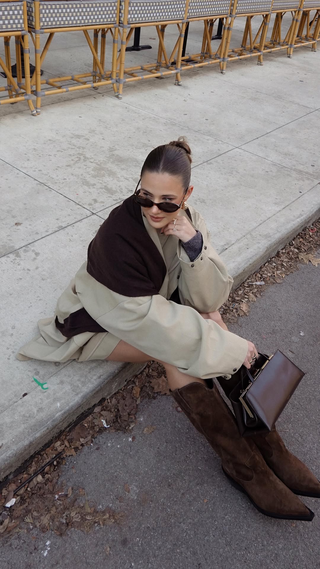 风衣 H型 黑豆色 雾色 潇洒灰  - VALI鞋履AI设计主图