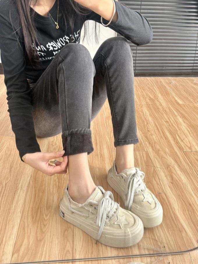 针织面料 截短型 圆形领 中长袖 基础袖 洗水 陨石色 棕灰色 霜灰色 