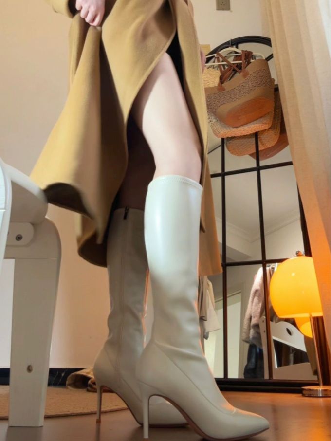 高跟 细跟 胡荽色 静绿色 阴灰色 尖头 皮革 