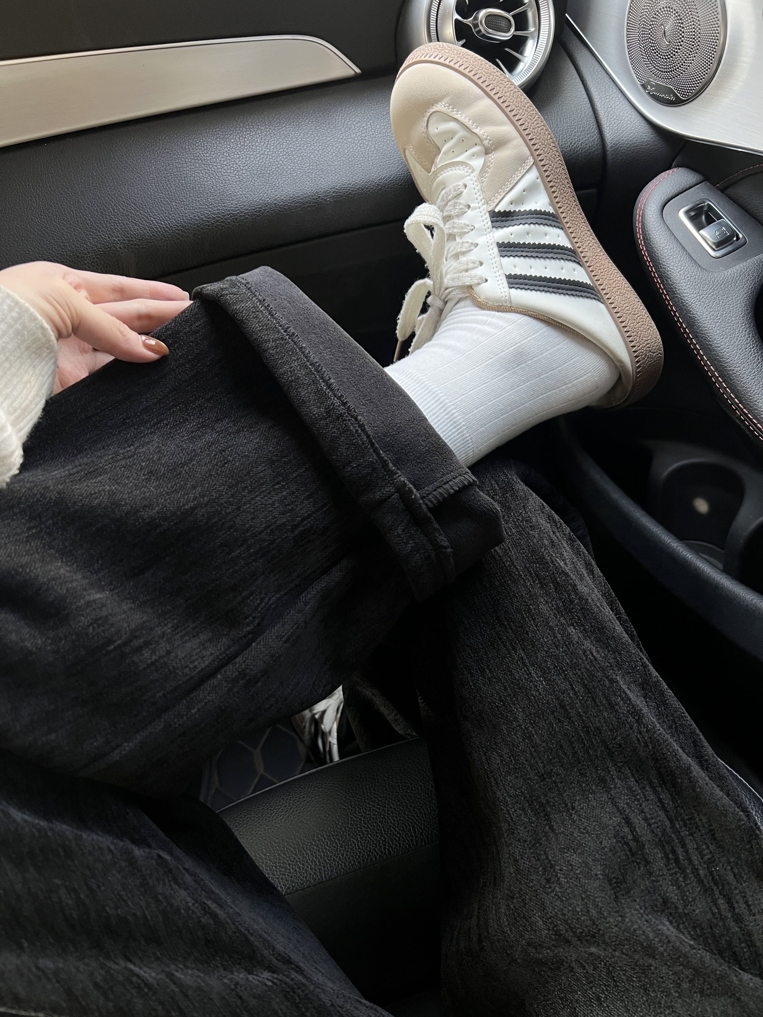 微蓝 灌浆 蓝晕色 低帮 系带 布面  - VALI鞋履AI设计主图