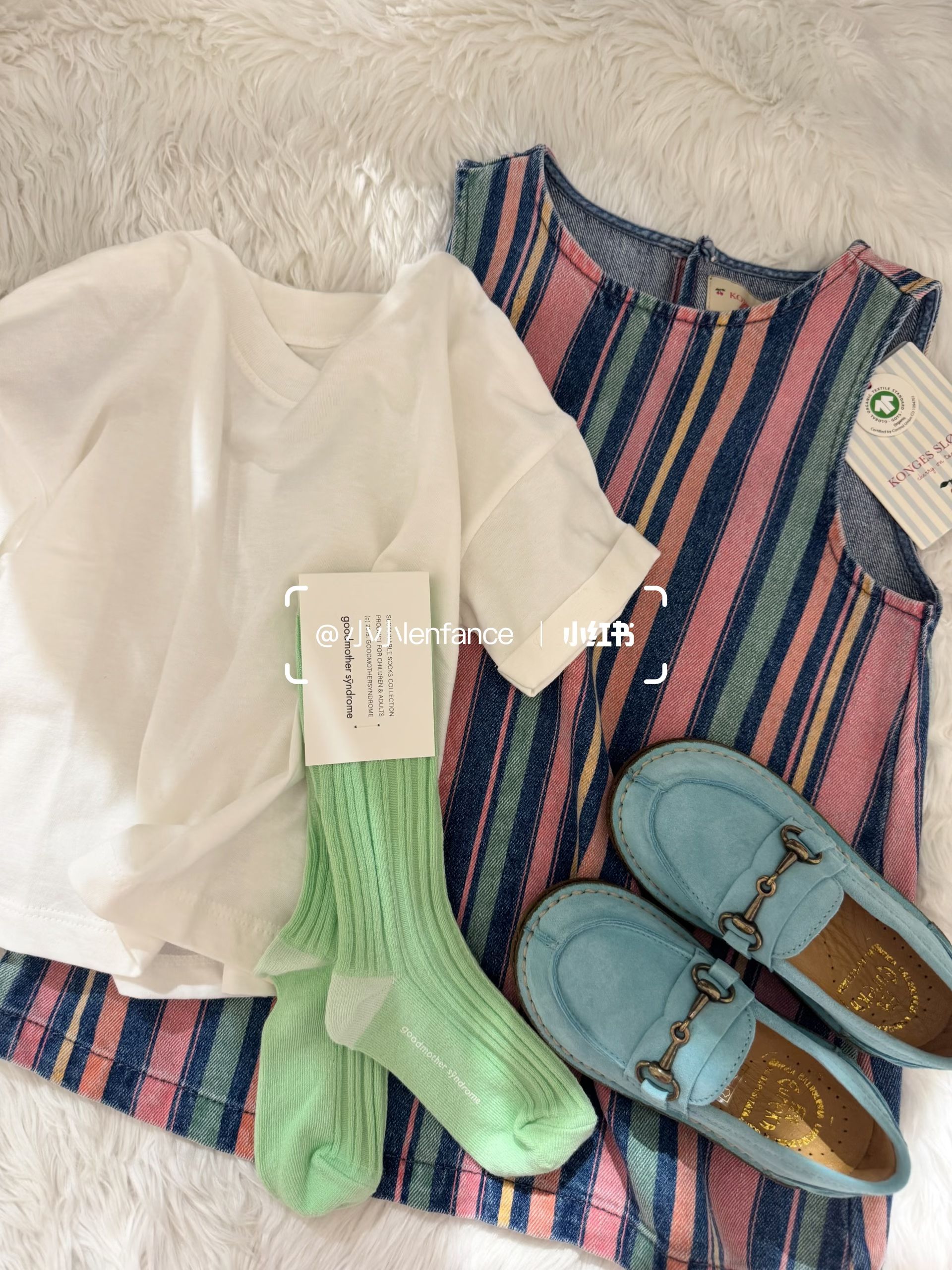 针织面料 H型 圆形领 中袖 基础袖 羊皮纸色 天鹅白 雾白色  - VALI鞋履AI设计主图