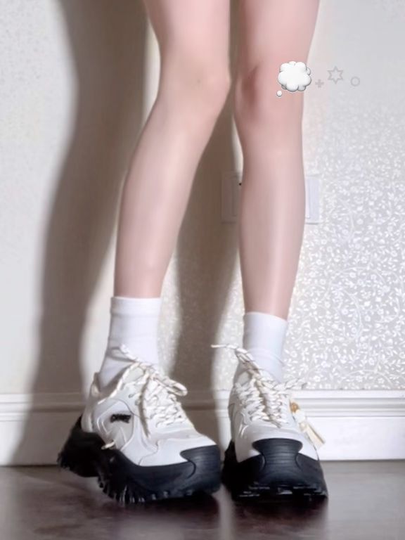 男中音蓝 云雾色 亮白色 低帮 系带  - VALI鞋履AI设计主图