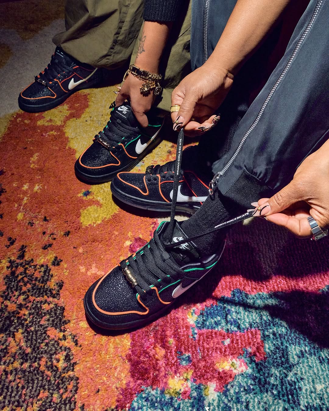 黑莓果酱 玄武石色 腌制甜菜 中帮 系带  - VALI鞋履AI设计主图