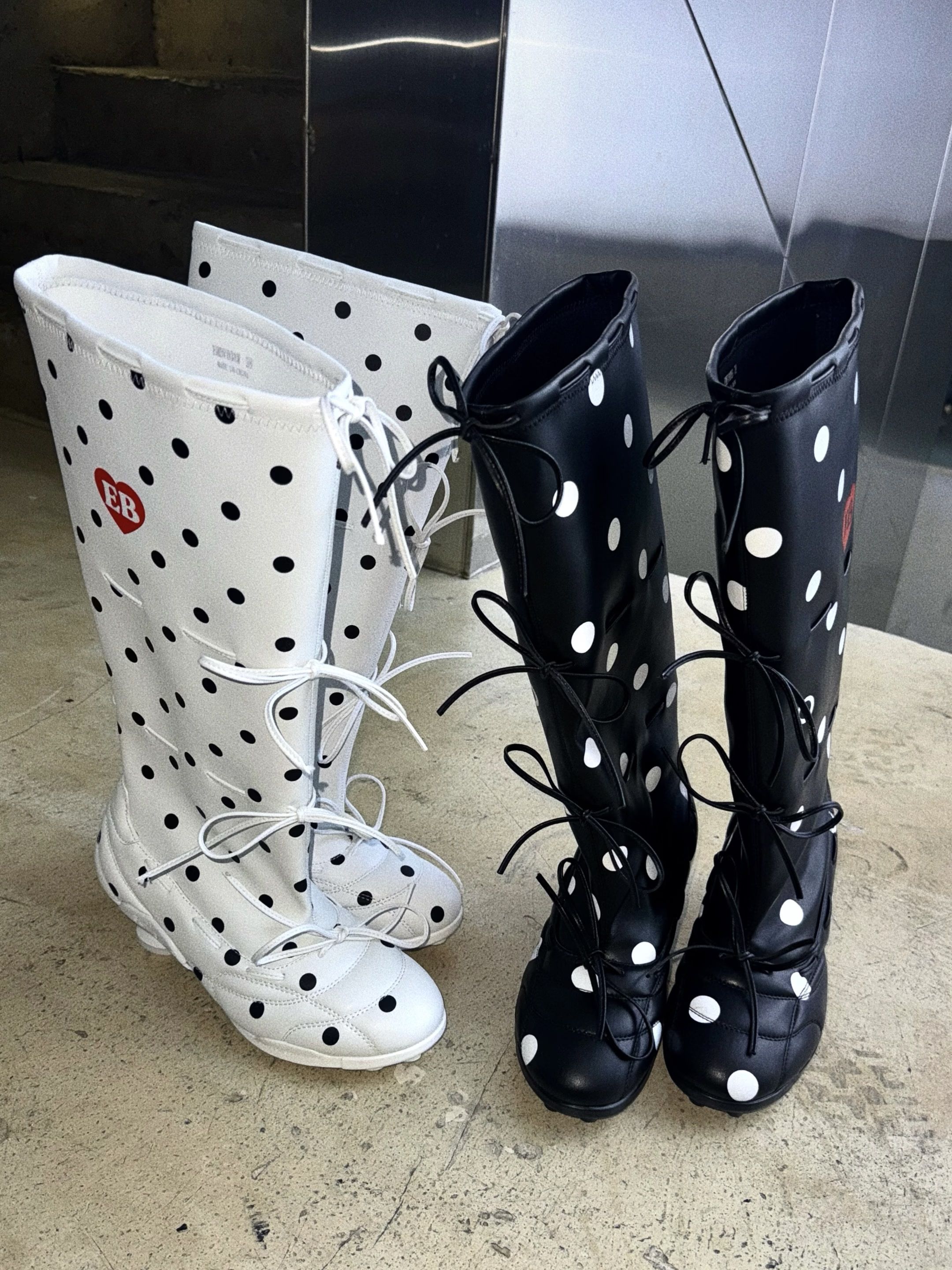 描绘灰 微蓝色 灌浆 皮革  - VALI鞋履AI设计主图