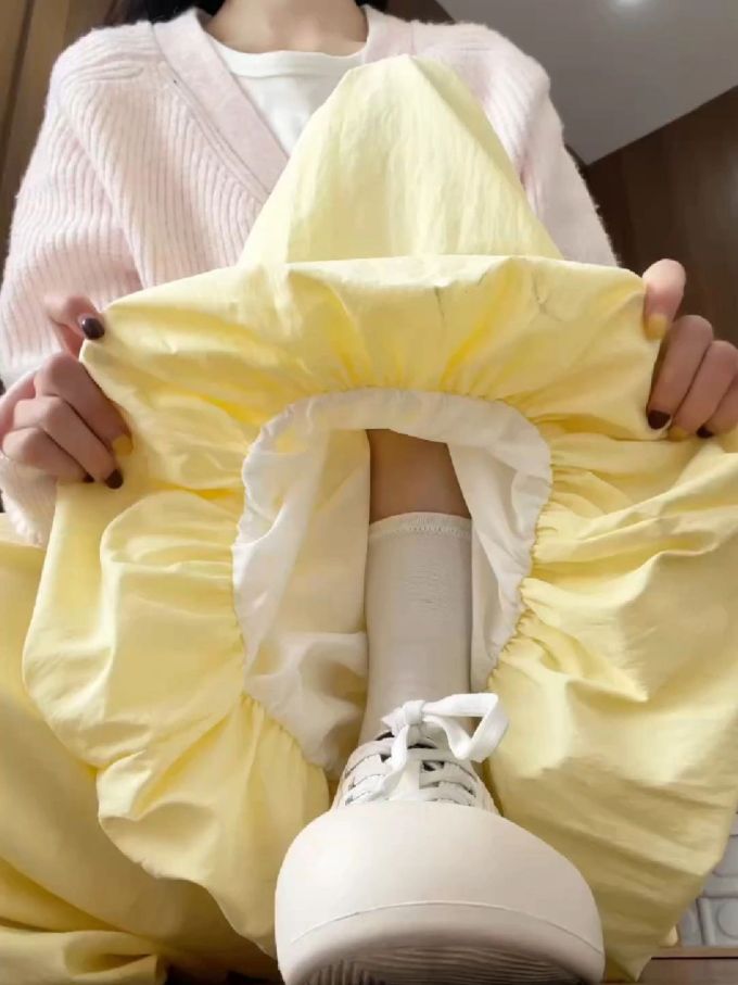 糖 水泥灰 玉米饼 布面 