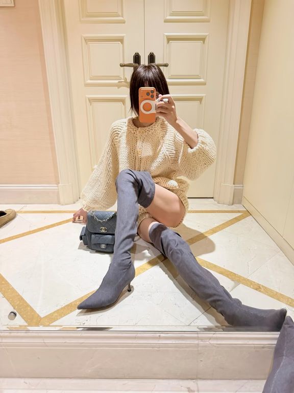 剑灰色 深暗褐色 暗水银色 皮革 