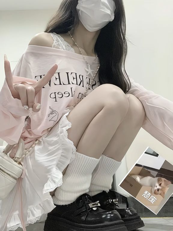 针织面料 局部印染 字母 印花 沙白色 珠光云 银灰色 