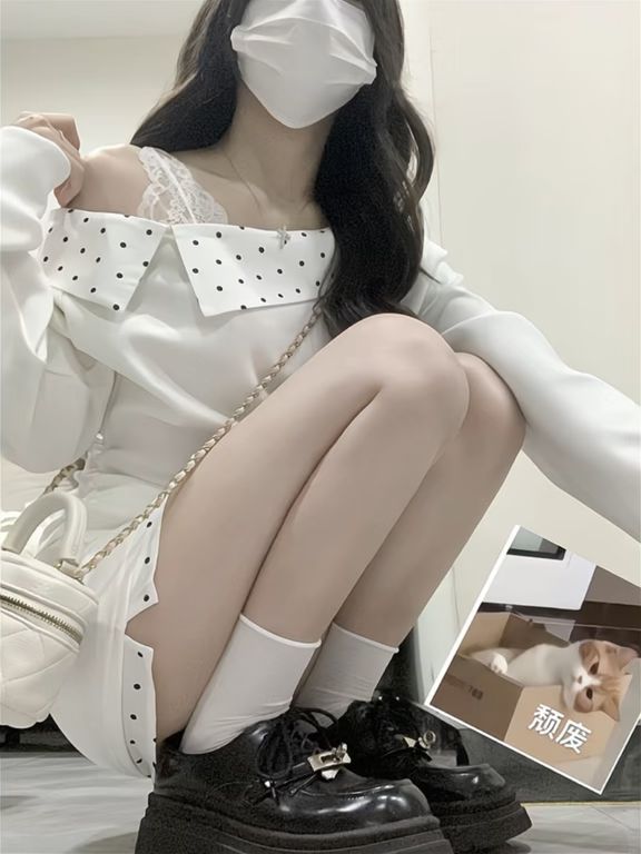 深洞 墨黑色 灯黑 系带 皮革 