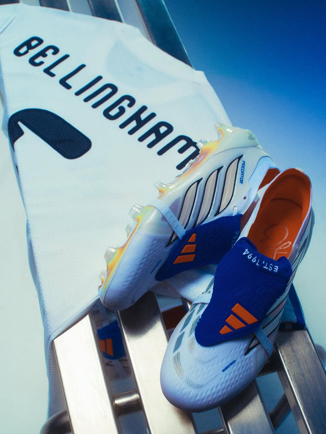 深海浪蓝 领结蓝 紫堇属色 低帮 网面  - VALI鞋履AI设计主图