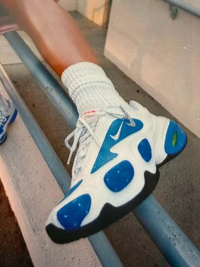 尾气黑 帝王蓝 浅灰色 低帮 系带 皮革 