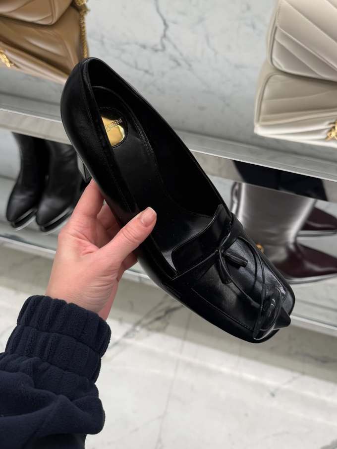 燕尾服 珊瑚粉 龙虾浓汤色 异形头-分趾 低帮 深口鞋 皮革 