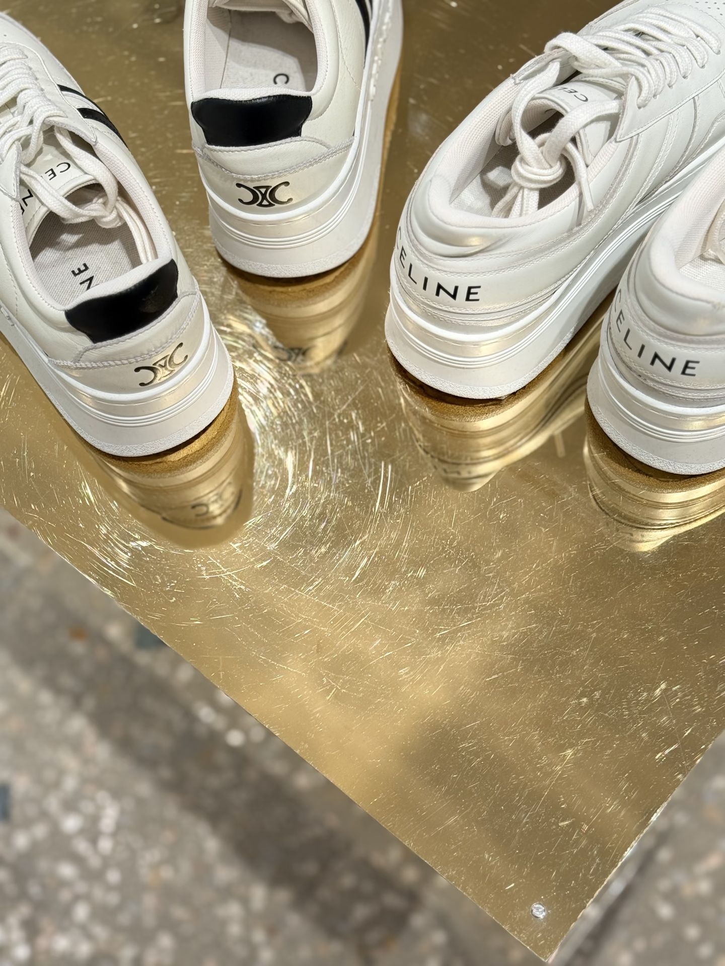 露灰色 神秘蓝 银白 皮革  - VALI鞋履AI设计主图