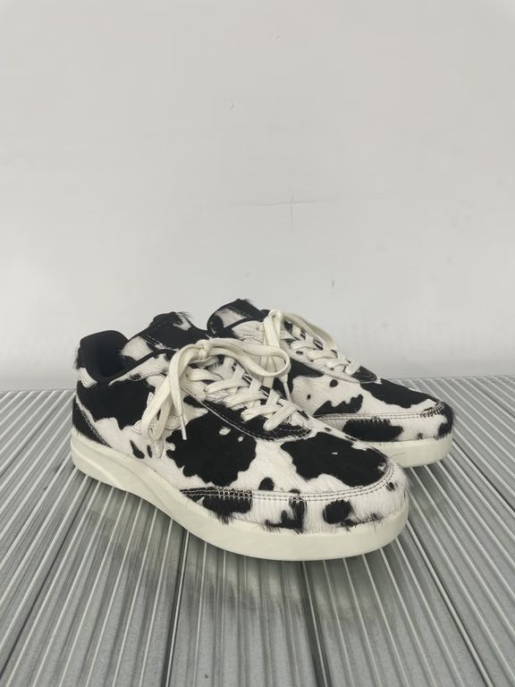 深洞 浅灰色 浅阴灰 低帮 系带 布面  - VALI鞋履AI设计主图