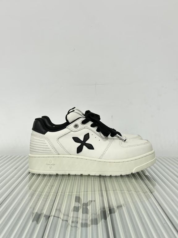 银绿色 尾气黑 青瓷绿 低帮 系带 皮革 