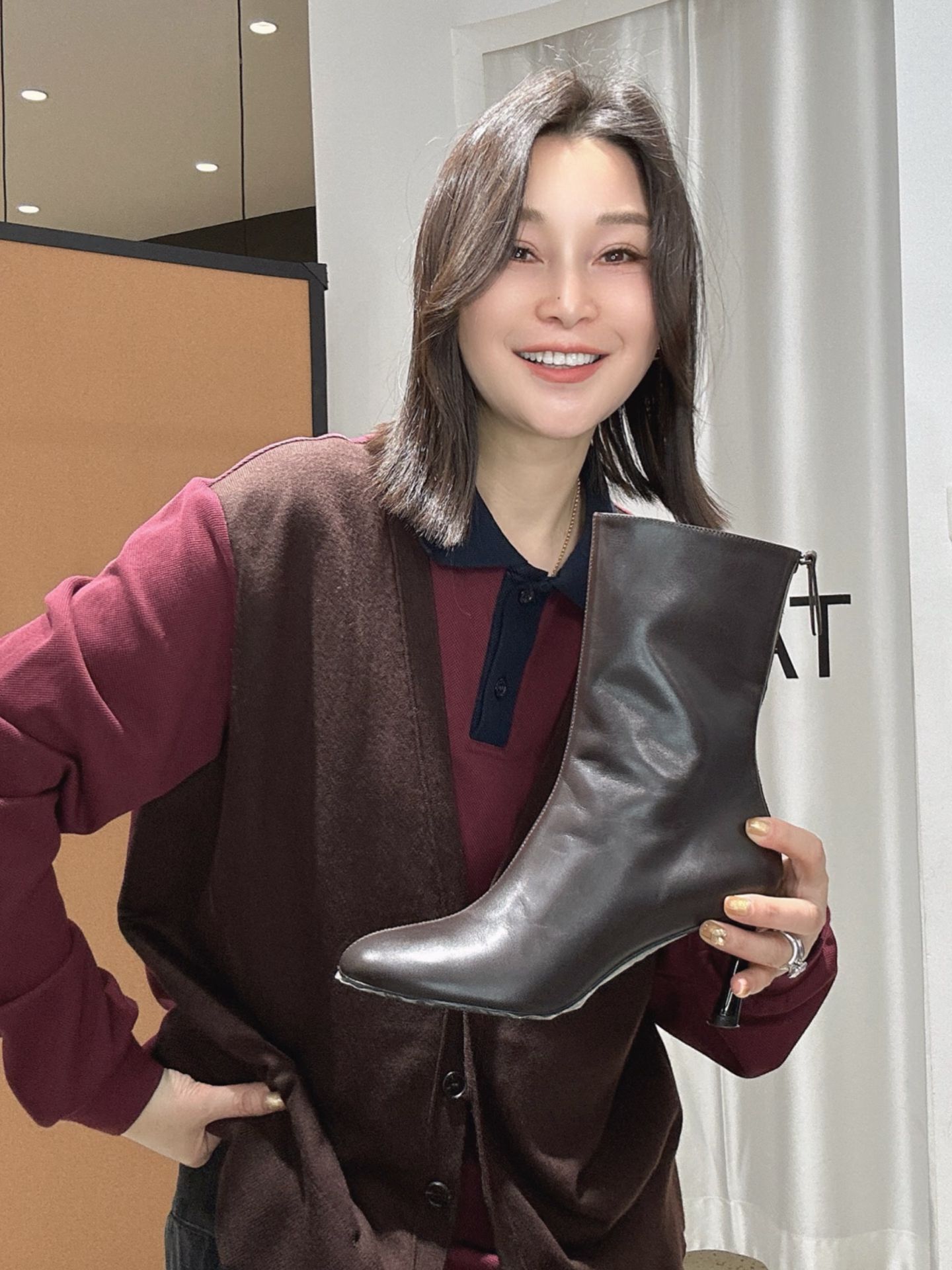 皮革面料 H型 巧克力毛毛雨 巧克力酱色 紫褐色 基础扣饰  - VALI鞋履AI设计主图