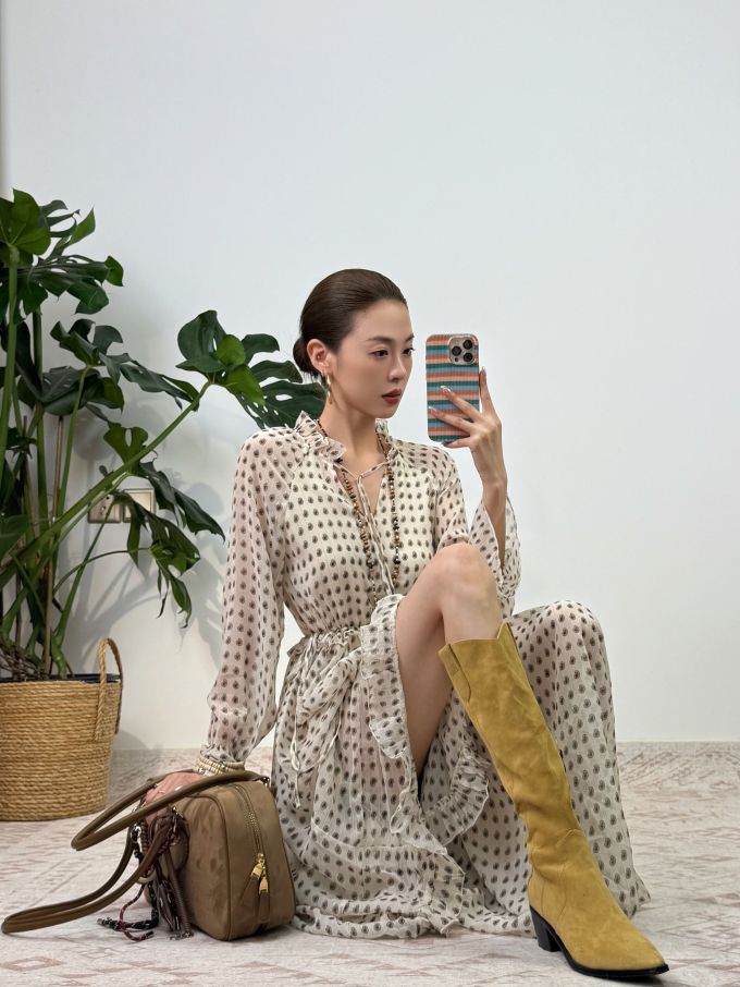 雪纺 X型 喇叭袖 满印&循环 波点 抽褶 荷叶边 印花 灰棕色 玉米饼 轻粉色 