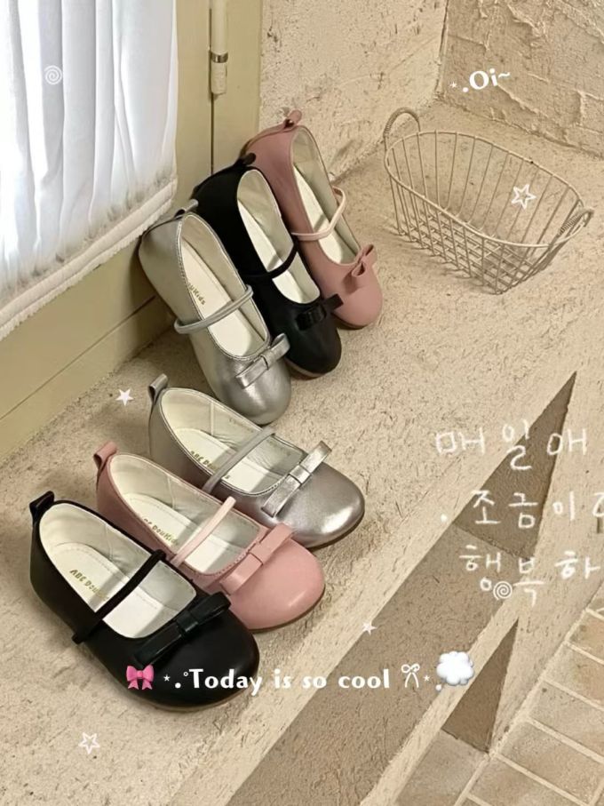 深洞 沙漠棕榈色 圆头 中口鞋 皮革 