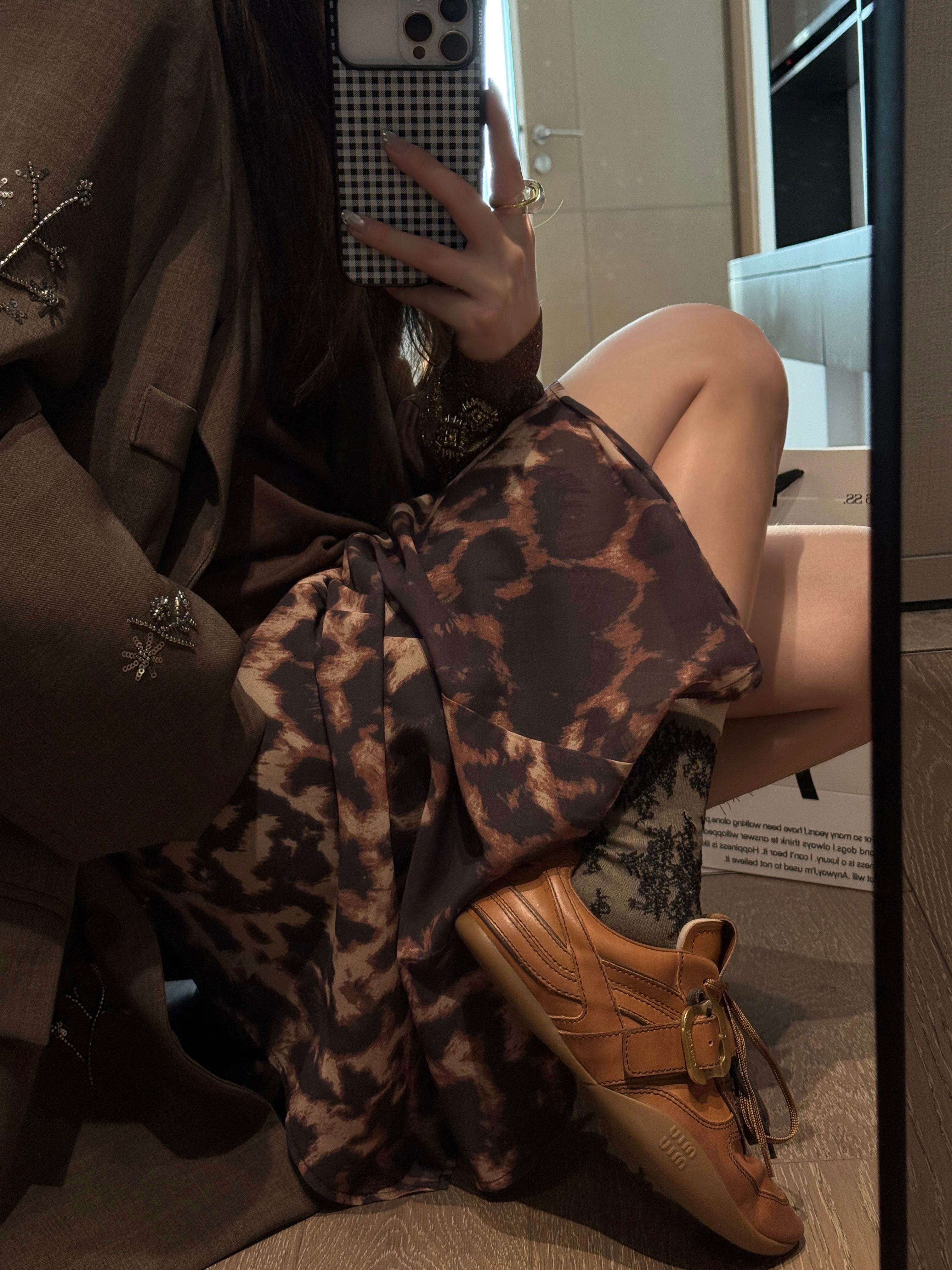 土褐色 焦糖咖啡色 啡网纹 低帮 皮革  - VALI鞋履AI设计主图