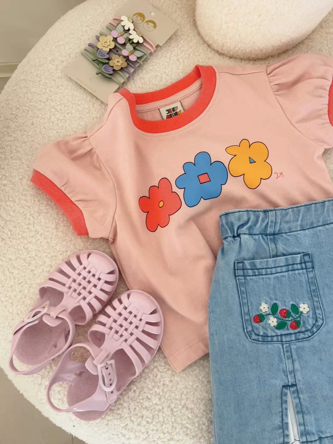 针织面料 圆形领 短袖 基础袖 局部印染 印花 蜜桃冻糕色 桃色土墙 奶油咖啡色  - VALI鞋履AI设计主图