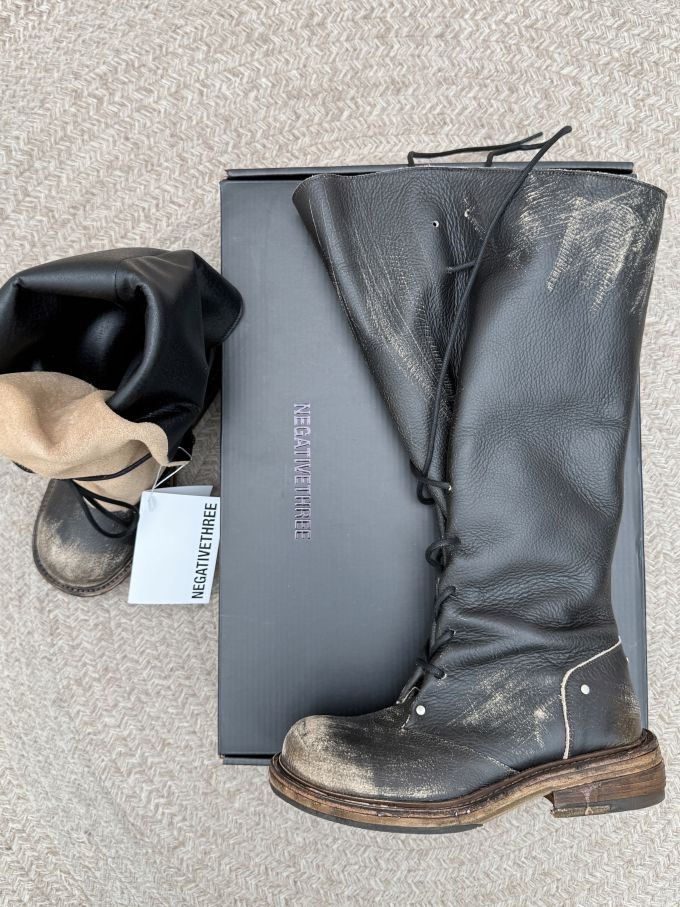 石板 轿车黑 灰鲸 圆头 皮革 