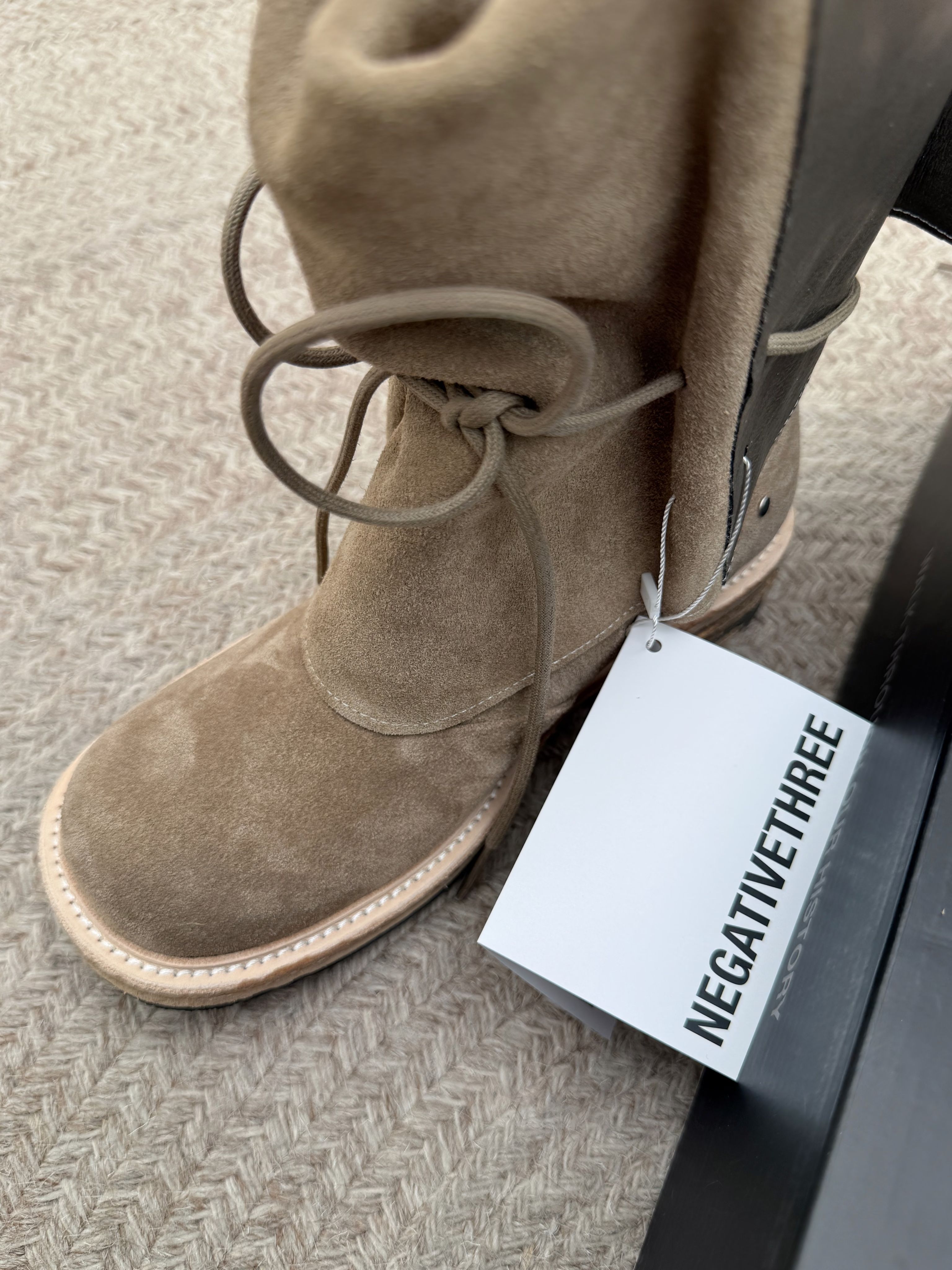 古巴棕 板岩黑 暗土褐色 圆头 系带 皮革  - VALI鞋履AI设计主图