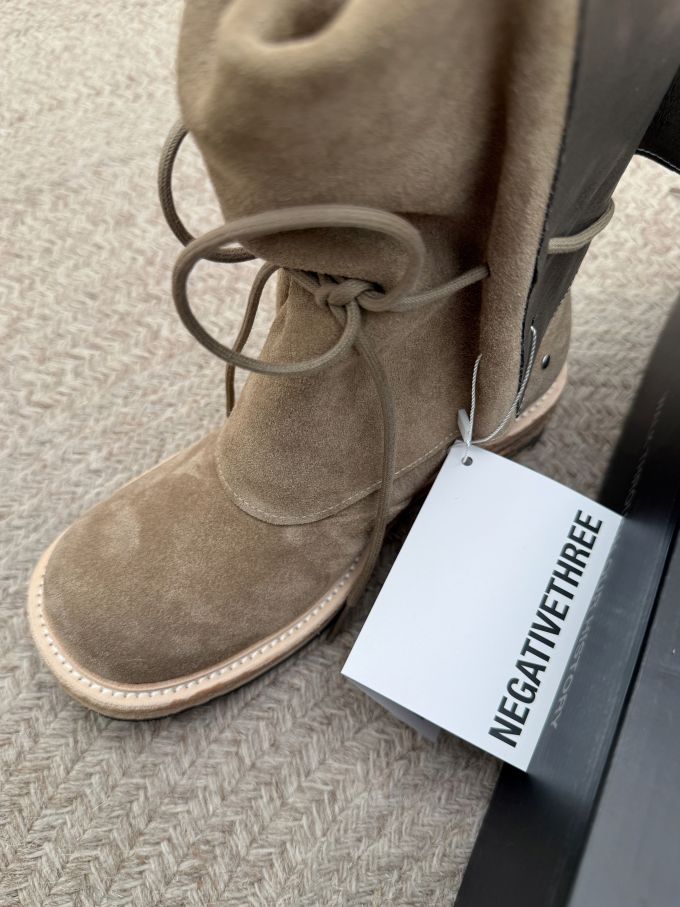 古巴棕 板岩黑 暗土褐色 圆头 系带 皮革 