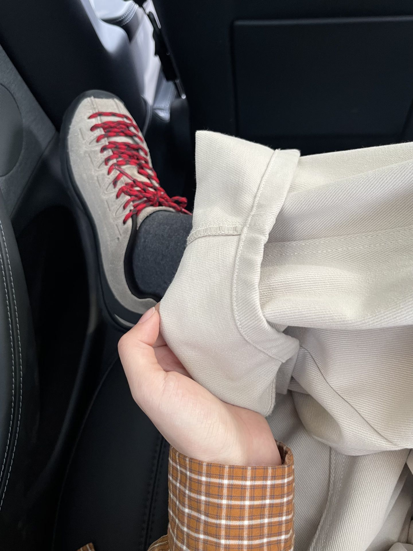 暗深蓝黑色 积云 鸽灰色 低帮 系带 布面  - VALI鞋履AI设计主图