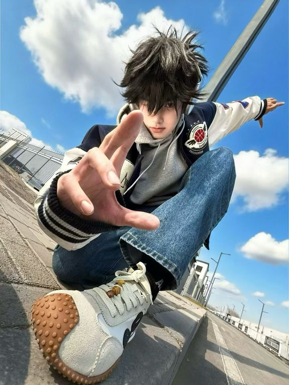 牛仔面料 H型 立领 中长袖 基础袖 贴布绣 洗水 燕尾服 陶器蓝 蓝灰色 徽章  - VALI鞋履AI设计主图