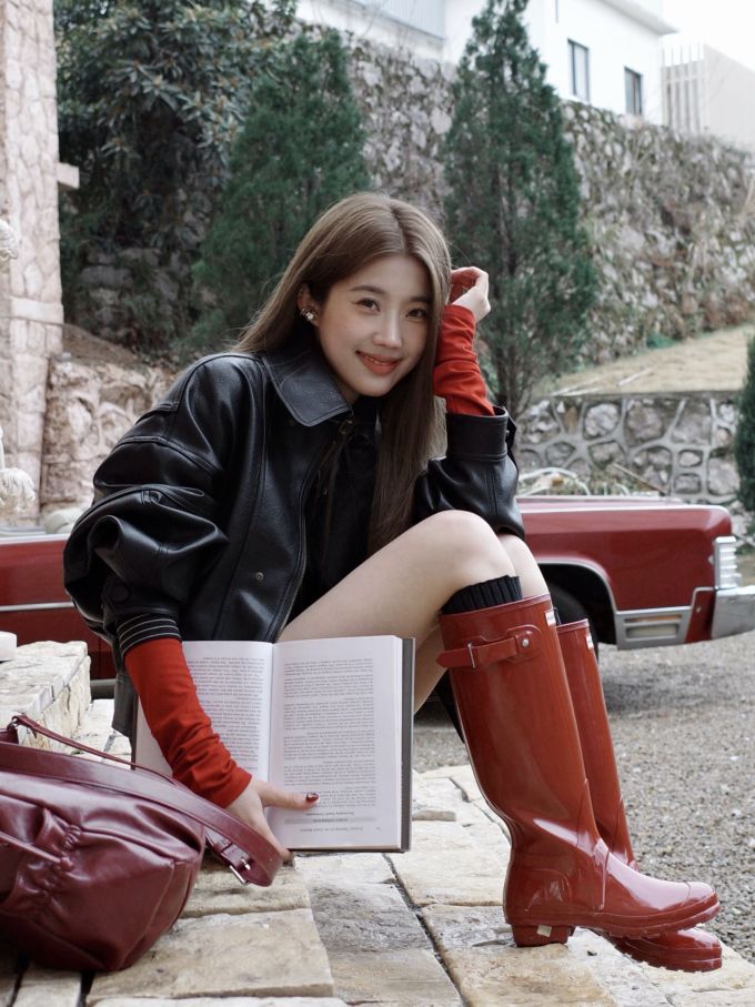 皮革面料 翻领 中长袖 基础袖 燕尾服 火雀 深蕃茄酱色 基础扣饰 基础拉链 