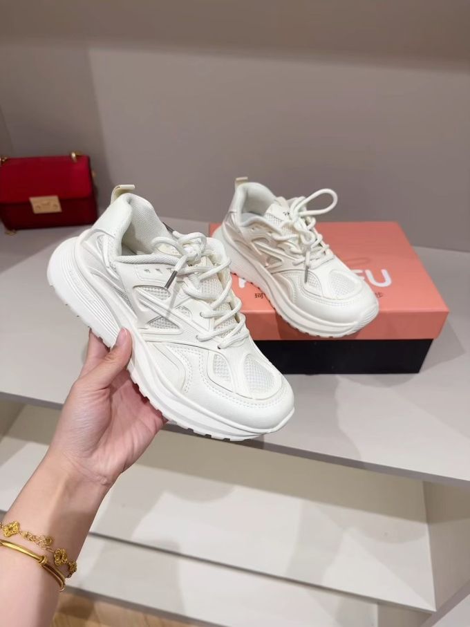 香槟白 薄云 钟乳石 低帮 系带 