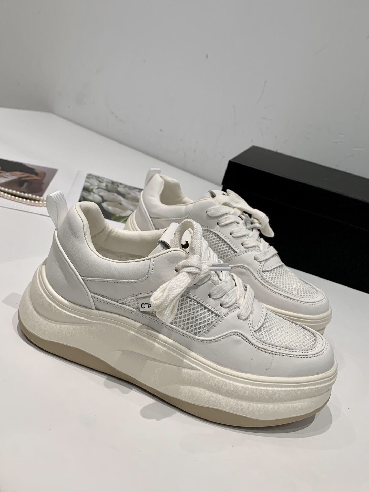 月光灰 鸽羽色 初霜 低帮 系带  - VALI鞋履AI设计主图