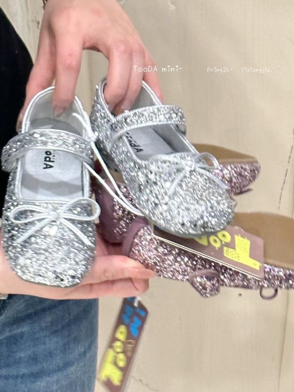 教堂尖顶 亮白 风向标 中口鞋  - VALI鞋履AI设计主图