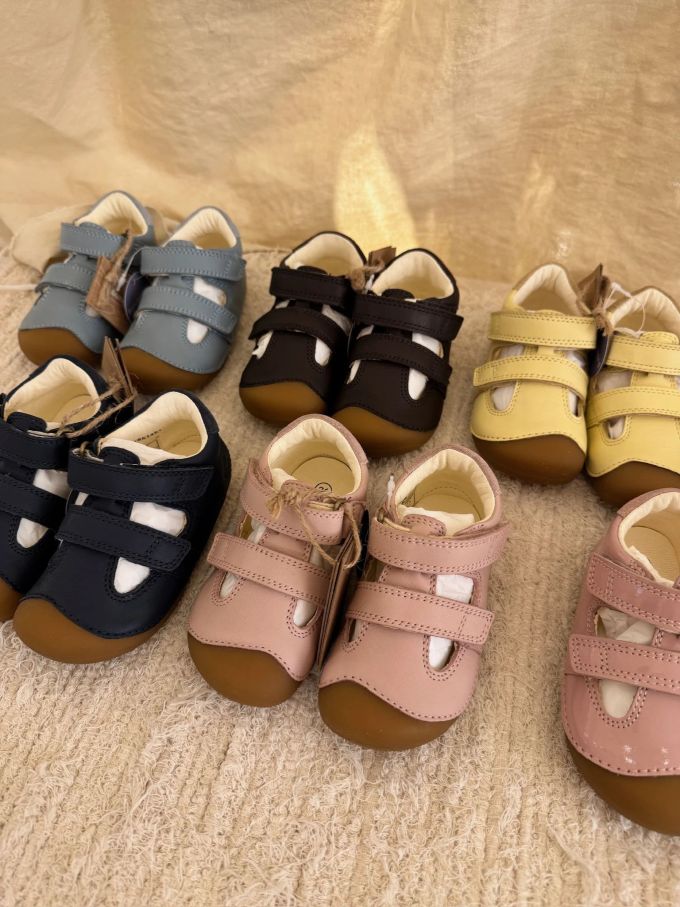 停电色 咖啡褐色 浅羊皮纸色 魔术贴 皮革 