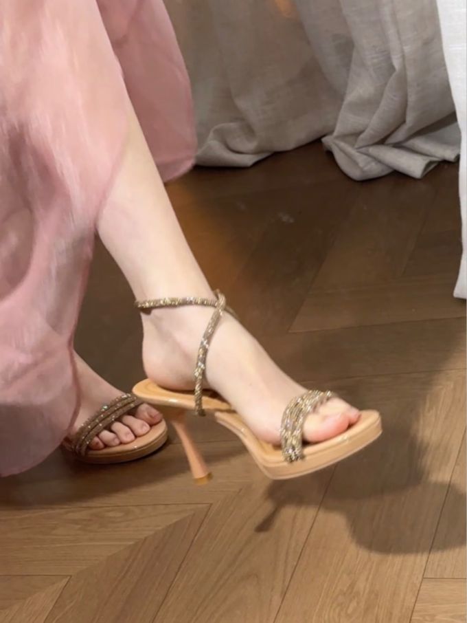 高跟 细跟 沙漠雾色 泥土色 甜姜色 无帮 