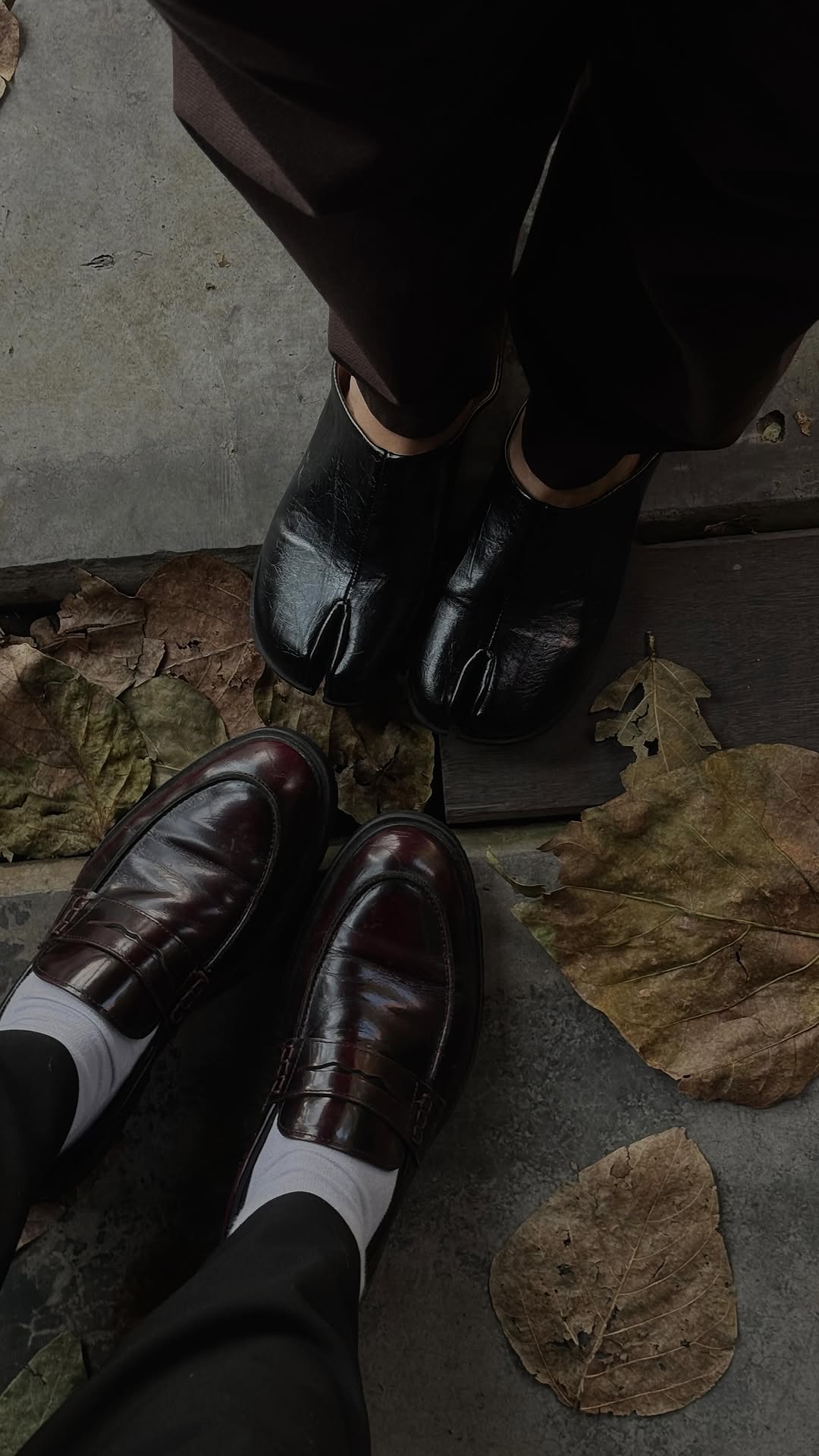 陨石色 巧克力酱色 黄貂鱼 圆头 低帮 一脚蹬 深口鞋 皮革  - VALI鞋履AI设计主图